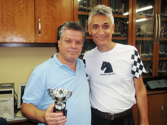 O vice-Campeão Sérgio Murilo ao lado de Alberto Mascarenhas, Presidente da Federação