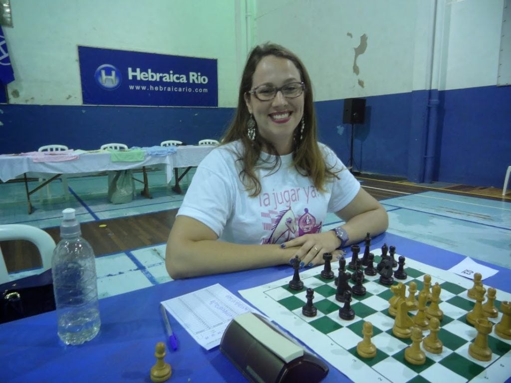 A estafusiante Ellen Giese fez quatro pontos, ficou em undécimo lugar e classificou-se para o Campeonato Estadual Classe "A".