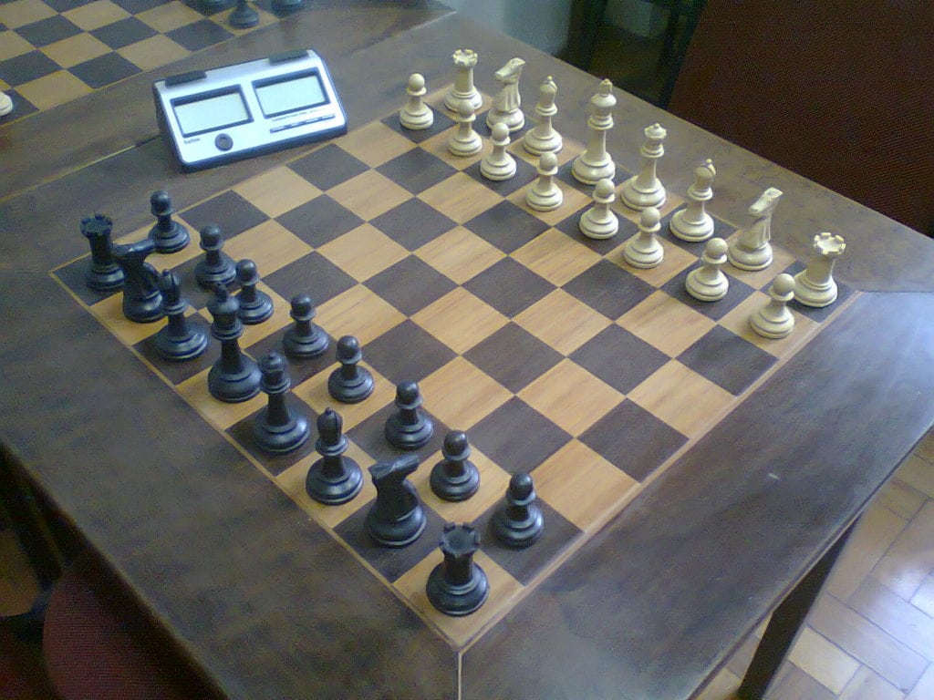 Clube de Xadrez Scacorum Ludus: Ensinar xadrez a partir de uma