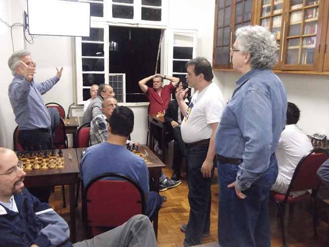  O clube considera que as polêmicas e debates que ocorrem nos Congressos Técnico contribuem efetivamente para que todos tenhamos uma melhor compreensão das Leis do Xadrez.