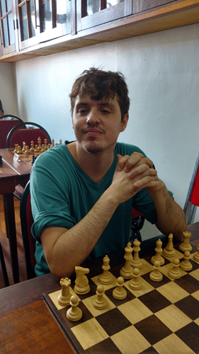 O Xadrez de Leo Ramos Simões tem crescido de forma consistente!