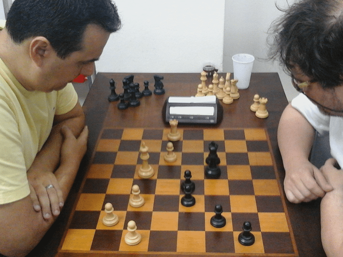 Luiz Estevão Soares vs Marcelo Einhorn